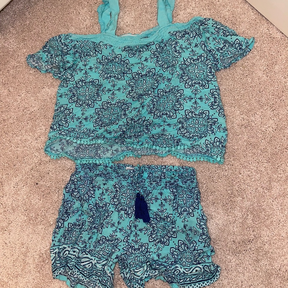 Off shoulder/cold shoulder top and short set, Justice size 12